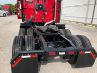 2011 Freightliner Cascadia Cummins ISX, APU, AUTOMATIC, 600k