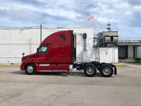 2011 Freightliner Cascadia Cummins ISX, APU, AUTOMATIC, 600k