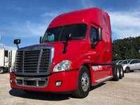 2011 Freightliner Cascadia, NEW TIRES,  860k, Cummins ISX, ULTRASHIFT, APU