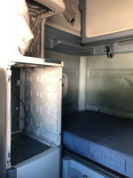 2011 Freightliner Cascadia, NEW TIRES,  860k, Cummins ISX, ULTRASHIFT, APU