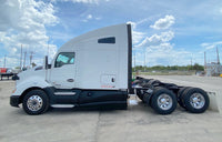 2015 KW Kenworth T680 688k miles, 10 Speed, BRAND NEW TIRES!