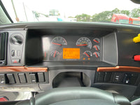 2009 Volvo VNL 670,D13,APU, 10 Speed, Fresh tires, 900k