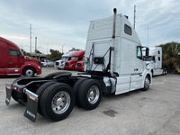 2009 Volvo VNL 670,D13,APU, 10 Speed, Fresh tires, 900k