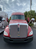 ONLY 311k MILES 2015 Kenworth T680, 455 HP, AUTO, Big Sleeper, Fridge, Inverter APU