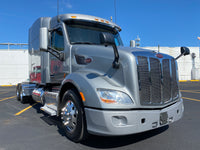 2016 Peterbilt 579 521K Miles 10 SPEED NEW Virgin tires, NAV,  CLEAN!!!