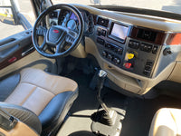 2016 Peterbilt 579 521K Miles 10 SPEED NEW Virgin tires, NAV,  CLEAN!!!