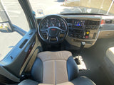 2016 Peterbilt 579 547K Miles 10 SPEED NEW Virgin tires, NAV,  CLEAN!!!