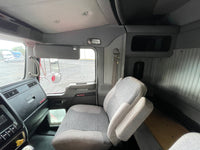 2010 KW T800, CAT C-13, 10 Speed, 49K MILES!!!!!!!