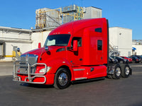 2015 KW Kenworth T680, 13 Speed, 900k Miles, Leather, Extra Gages, Fridge!!!!