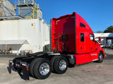 2015 KW Kenworth T680, 13 Speed, 900k Miles, Leather, Extra Gages, Fridge!!!!