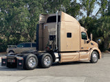 2016 Peterbilt 579, 10 Speed, CUMMINS ISX, APU, BRAND NEW TIRES, 651k