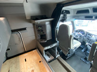 2016 Peterbilt 579, 10 Speed, CUMMINS ISX, APU, BRAND NEW TIRES, 651k