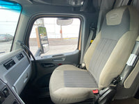 2016 Peterbilt 579, 10 Speed, CUMMINS ISX, APU, BRAND NEW TIRES, 651k