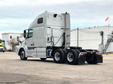 2013 Volvo VNL 670 Semi Truck, D13, 435 HP, 67" CONDO SLEEPER!