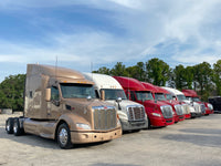 2016 Peterbilt 579, 10 Speed, CUMMINS ISX, APU, BRAND NEW TIRES, 651k