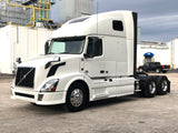 2012 Volvo VNL 670 Semi Truck ONLY 495K MILES, CLEAN CLEAN