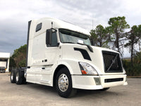 2012 Volvo VNL 670 Semi Truck ONLY 495K MILES, CLEAN CLEAN