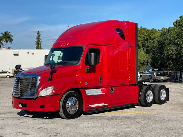 2015  Freightliner Cascadia 125, Detroit DD15 455HP, 12 Speed, 597k Miles!!!