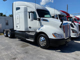 2015 KW Kenworth T680 688k miles, 10 Speed, BRAND NEW TIRES!