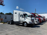 2015 KW Kenworth T680 688k miles, 10 Speed, BRAND NEW TIRES!