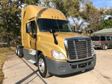 2014 Freightliner Cascadia  Detroit DD15, 10 Speed, 532k, Fridge,CLEAN