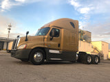 2014 Freightliner Cascadia  Detroit DD15, 10 Speed, 532k, Fridge,CLEAN