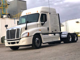 2010 Freightliner Cascadia XT Midroof Detroit DD15, 10 Speed, 669k,Headache Rack, Virgin tires, NO DEF