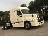 2010 Freightliner Cascadia XT Midroof Detroit DD15, 10 Speed, 669k,Headache Rack, Virgin tires, NO DEF