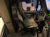 2010 Freightliner Cascadia XT Midroof Detroit DD15, 10 Speed, 669k,Headache Rack, Virgin tires, NO DEF