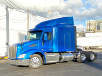 2016 Peterbilt 579 Paccar, 10 Speed, 452k Miles, Leather, APU, Inverter, Fridge, Warranty!!!!