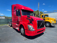 2016 Volvo VNL 670 D13, AUTO,I-SHIFT, TK APU, INVERTER 641k miles,One Owner