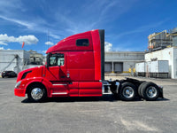 2016 Volvo VNL 670 D13, AUTO,I-SHIFT, TK APU, INVERTER 600k miles,One Owner