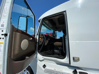 2015 Volvo VNL630  LOW MILES 470K - MINT, One owner truck