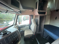2016 Volvo VNL 670 D13, AUTO,I-SHIFT, TK APU, INVERTER 600k miles,One Owner
