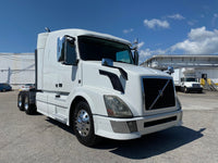 2015 Volvo VNL630  LOW MILES 470K - MINT, One owner truck