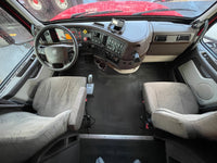 2016 Volvo VNL 670 D13, AUTO,I-SHIFT, TK APU, INVERTER 600k miles,One Owner