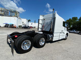 2015 Volvo VNL630  LOW MILES 470K - MINT, One owner truck