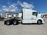 2015 Volvo VNL630  LOW MILES 470K - MINT, One owner truck
