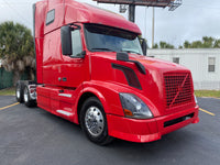 2013 Volvo VNL 670 CUMMINS ISX, AUTO, APU, INVERTER! REBUILT ENGINE W/  ZERO MILES.