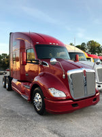 2015 KW Kenworth T680 479k miles, AUTO, APU, Warranty and Financing available