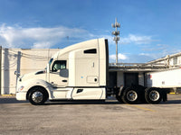 2016 Kenworth T680, Thermo King APU, Cummins ISX Engine, 13 Speed, virgin tires