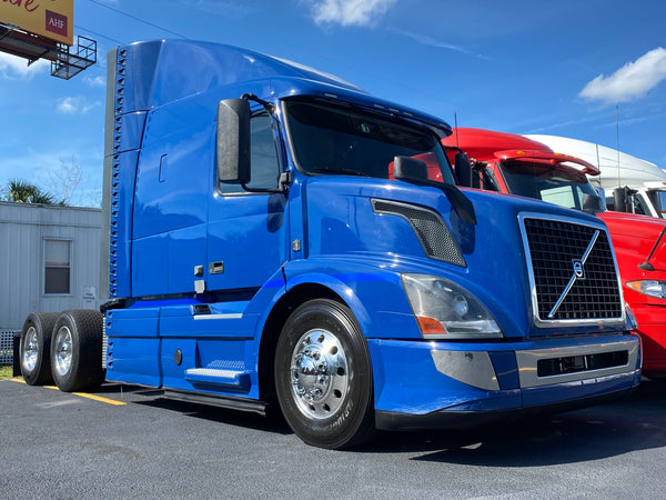 2016 Volvo VNL 670 D13, I - SHIFT AUTO, 630 MILES, VIRGIN TIRES, MINT!