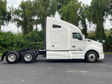 2015 Kenworth T680, CUMMINS ISX, 450 HP, NEW TIRES!!! 652k miles!!!