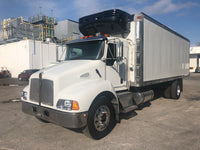 2007 Kenworth T300 Refrigerated Box Truck W/ Thermo King, Low miles Low hours PRE EMISSION