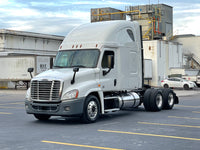 2017 FREIGHTLINER CASCADIA, CUMMINS ISX, AUTO, DOUBLE BUNK, 641K!