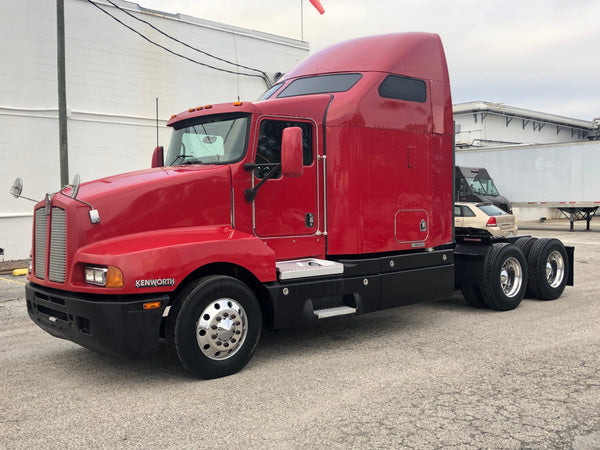 2007 Kenworth T600, Cummins ISX, 500 HP, AUTO, Big Sleeper, NEW APU!!!!