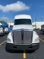 COMING SOON 2015 KW Kenworth T680, 9 Speed, FRESH VIRGIN  TIRES,Double bunk,  449k Miles!!!!