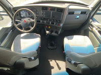 COMING SOON 2015 KW Kenworth T680, 9 Speed, FRESH VIRGIN  TIRES,Double bunk,  449k Miles!!!!