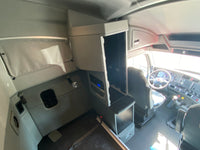 COMING SOON 2015 KW Kenworth T680, 9 Speed, FRESH VIRGIN  TIRES,Double bunk,  449k Miles!!!!