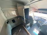 COMING SOON 2015 KW Kenworth T680, 9 Speed, FRESH VIRGIN  TIRES,Double bunk,  449k Miles!!!!